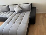 Moderne Couch mit Schlaffunktion - Berlin