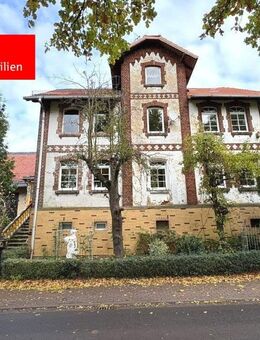 Viel Wohnraum mit vielen Gestaltungsmöglichkeiten und großer Scheune - Felsberg