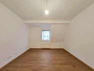 2- Zimmer Dachgeschosswohnung mit Balkon in Schoppershof - Nürnberg