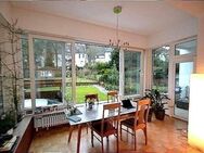 FREE ab 01.07.2025 / Stilvolle 2-Zimmer-Hochparterre-Wohnung / Balkon mit Zugang zum Gemeinschaftsgarten - Trier