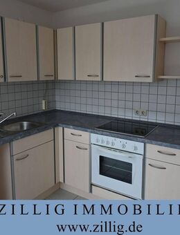 Schöne 1-ETW-Wohnung in Bernhardswald mit EBK und Carport - ZILLIG IMMOBILIEN - Bernhardswald