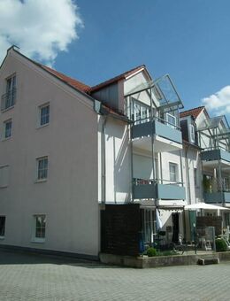 Helle 1-Zimmer-Wohnung im EG mit Terrasse und Tiefgaragenstellplatz - Massing