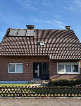 Gemütliches Zuhause mit vermieteter Einliegerwohnung auf großem Grundstück - Rheinberg