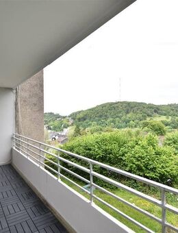 Familien aufgepasst! Renovierte 4-Zi-Whg mit Balkon in Langenberg - Velbert