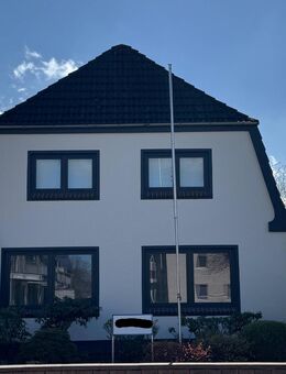 Renditestarkes und umfangreich modernisiertes Zweifamilienhaus im Zentrum von Jübek - Jübek