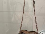 Guess Handtasche zu verkaufen - Idstein