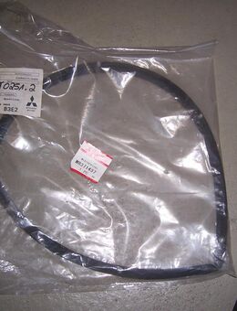 MR371437 Motorhaubendichtung hinten Mitsubishi Pajero Sport - Hannover Vahrenwald-List