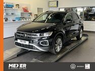 VW T-Roc, 1.5 TSI MOVE, Jahr 2024 - Tostedt