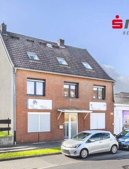 Großes, freistehendes Einfamilienhaus mit Einliegerwohnung und Garage in Siersdorf - Aldenhoven