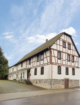 Charmantes Einfamilienhaus mit einer Gastwirtschaft in Gonterskirchen - Laubach (Hessen)