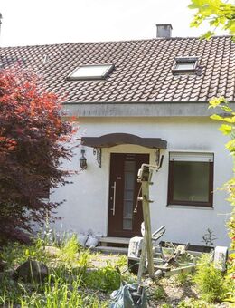 Seltene 6,6 m Breite - helles Reihenmittelhaus mit Rückbaumöglichkeit auf 6 Zimmer für Familie - Nürtingen