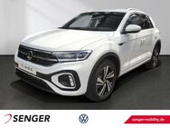 VW T-Roc, 1.5 l TSI R-Line Travel, Jahr 2022 - Bad Oldesloe