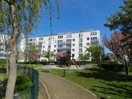 Tolle kleine 3-Raum-Wohnung, angenehmes Mietverhältnis, großer Südbalkon, 1. OG, Aufzug und TG, gefragte Wohnlage - Leipzig