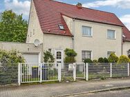 Schöne Altbau-Doppelhaushälfte mit 5 Zimmern für Familien oder Paare in Berlin Biesdorf - Berlin