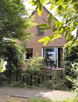 freist. Einfamilienhaus mit großes Grundstück in bevorzugte Lage von Augustin-Ort - Sankt Augustin