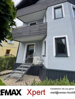 Erstbezug: Ruhiges 2-Zi.-Apartment mit neuer Einbauküche - jetzt einziehen! - Bad Steben