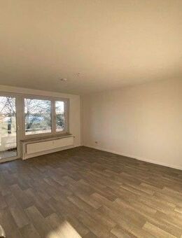 XMAS-SPEZIAL: MIETFREIE ZEIT IN BRUNSBÜTTEL Renovierte 2-Zimmer-Wohnung + Balkon OTTO STÖBEN GmbH - Brunsbüttel