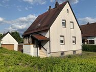 Baugrund mit renovierungsbedürftigen EFH. GFZ 1,0 - Altdorf (Bayern)
