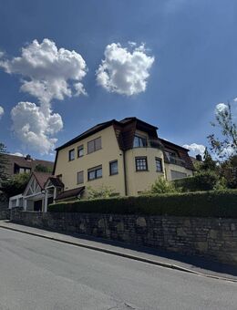 NEU im Angebot! Großzügiges Einfamilienhaus mit 1-Zimmer-Einliegerwohnung - Würzburg