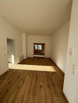 Zentrale 4 Zi. Wohnung mit Terrasse und eigenem Eingang - Passau