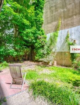 IMMOBERLIN.DE - Toplage Helmholtzkiez! Charmante Altbauwohnung mit Terrasse & Garten - Berlin