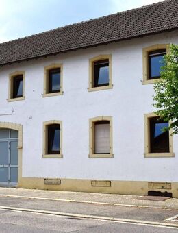 Stattliches Hofgut 7 Zimmer, 274 qm, 3 Bäder, EBK, Sauna, Pool, Garten, Nebengeb. und 1.947 m² Grund - Philippsburg