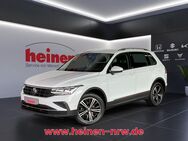 VW Tiguan, 1.5 TSI Active, Jahr 2022 - Werne