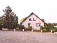 Exklusives Zweifamilienhaus in bevorzugter ruhiger Lage von Salzgitter / Thiede - Salzgitter