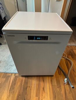 Samsung Geschirrspüler Modell DW60M6050FW - Schwarzenbek