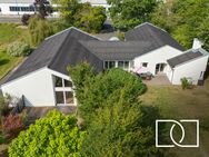 455m² Wohn- und Gewerbefläche! Repräsentativer Bungalow in zentraler Lage mit 3.600m² Grundstück - Weidenberg