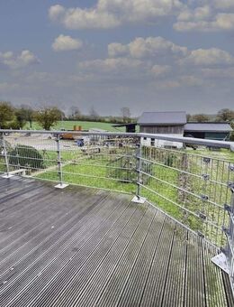 +++ Nur 800 m bis zur OSTSEE - Renovierte Obergeschosswohnung mit großer Dachterrasse +++ - Westerholz