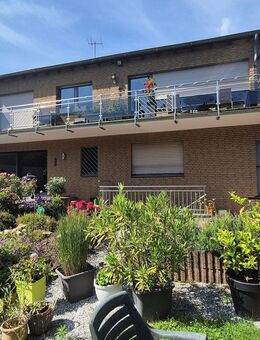 Wohnen in Schmachtendorf! Große Wohnung mit Balkon und eigenem Garten! - Oberhausen