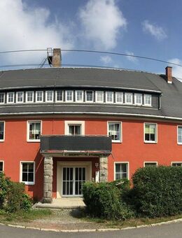 RUHIGE LAGE! 3-Raum-Wohnung mit großem Allgemeingarten - Stollberg (Erzgebirge)