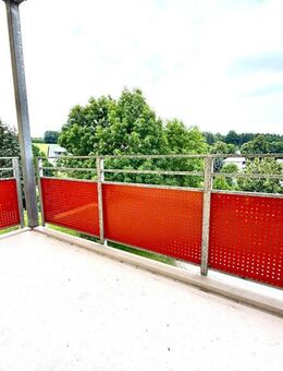 Thum - sanierte 4-Raum-Wohnung mit Balkon! Ruhig und dennoch zentrumsnah!! - Thum