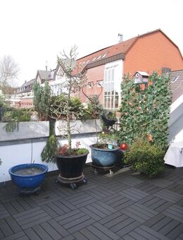 GROßZÜGIG UND BEZAHLBAR Eigentumswohnung mit Loggia und Garage - Essen