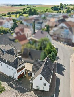 Zwei Einfamilienhäuser mit ehemaliger Werkstatt und Garage - lohnendes Ensemble in attraktiver Lage - Ronneburg (Hessen)