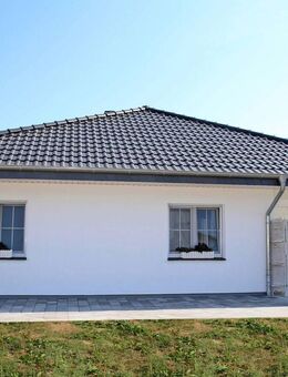 Neubau Bungalow in ökologischer Holzbauweise – familienfreundlich wohnen in Lübbecke - Lübbecke