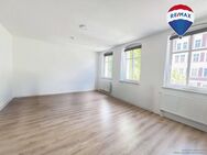 Stilvoll wohnen im Altbau - mit Balkon und Stellplatz - Magdeburg