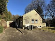 Haus mit zwei Wohneinheiten und Dachbodenausbau in ruhiger Lage / Bezugsfrei ab SOFORT - Rosdorf (Schleswig-Holstein)
