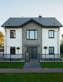 Bezugsfertige Stadtvilla mit Wintergarten - provisionsfrei in Birkenwerder - Birkenwerder