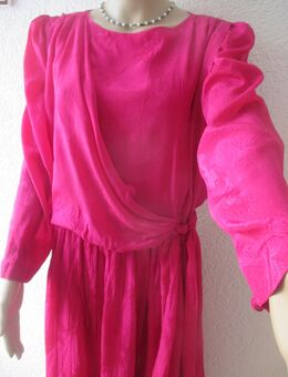 NEU mit Etikett * Edel * Original VINTAGE * Seiden- Satin * Paisley * Punkte * Dots * Print * Wickel- Optik * Maxi- Kleid "Betty Barclay" Gr. 40- 42/ M * pink * - Riedlingen