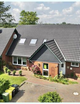 Husum- Schobüll: Großzügiges Wohnhaus mit 2 Wohneinheiten in ruhiger Sackgassenlage am Ortsrand! - Südermarsch