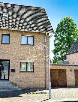 Viel Raum, viel Charme - stilvolle Doppelhaushälfte mit großem Garten in Bergheim - Bergheim (Nordrhein-Westfalen)