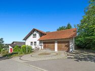 Mit tollem Platzangebot! Traumhaftes Einfamilienhaus mit Einliegerwohnung in idyllischer Lage - Mietingen