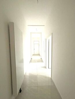 *OHNE PROVISION* Charmante & modernisierte 4-Zi.-Wohnung inkl. 2x Stellplätze, Terrasse, Garten & Kellerabteil - Dannstadt-Schauernheim