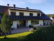 Noch OHNE MAKLER: Helle große Wohnung mit Terrasse & Loggia, Garten, Doppelcarport, Keller, Werkstatt und viel Platz - Lichtenau (Bayern)