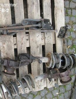 Federbeine (Paar) gebraucht für Fiat Ducato (290) Peugeot J5, Citroen C25, BJ ca 82-94 - Schotten Zentrum