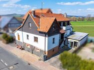 Großes Einfamilienhaus mit Anbau und separatem Garten in Heskem-Mölln - Ebsdorfergrund