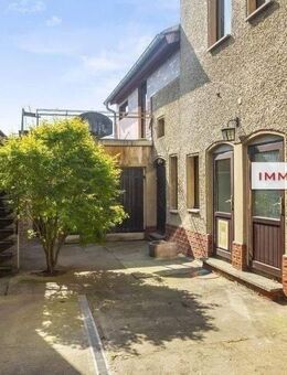 IMMOBERLIN.DE - Charaktervolles Ein-/Zweifamilienhaus mit Südwestterrasse, Innenhof & Garage in beschaulicher Lage - Treuenbrietzen