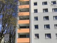 Schöner Wohnen: frisch modernisierte 2-Zimmer-Wohnung mit Balkon im Erdgeschoss! - Essen